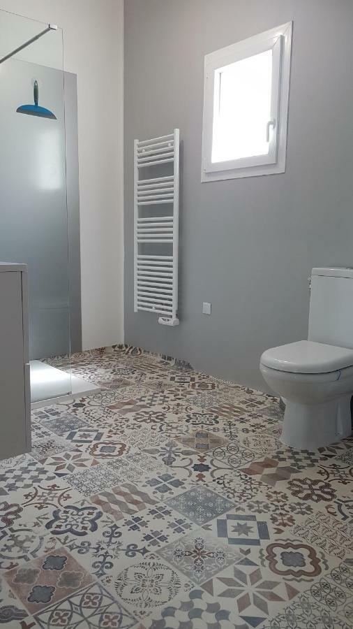 라로츠수르욘 Studio Cozy Tout Confort Chez L'Habitant 아파트 외부 사진